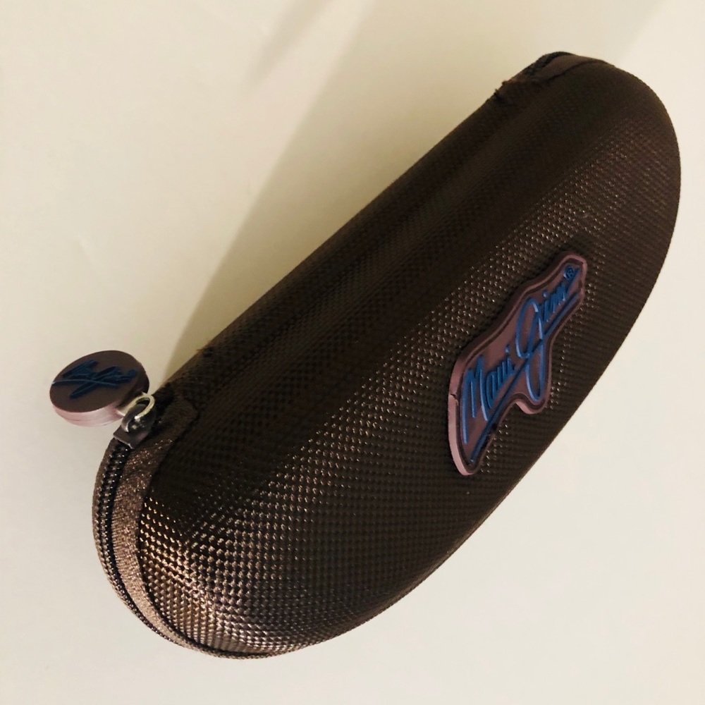 Maui Jim case - Picture 2 of 8